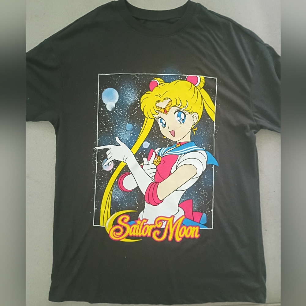 Take advantage of this offer! Get all 5 of these shirts for $45 - Picture 5 of 6